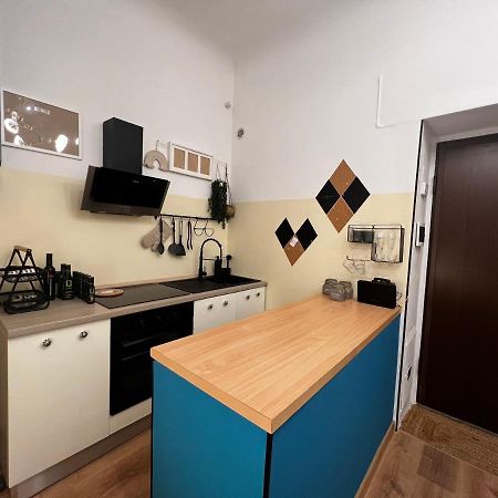 Апартаменты Regina Milano Ai Navigli - Sky Tv, Wifi And Breakfast Box Экстерьер фото