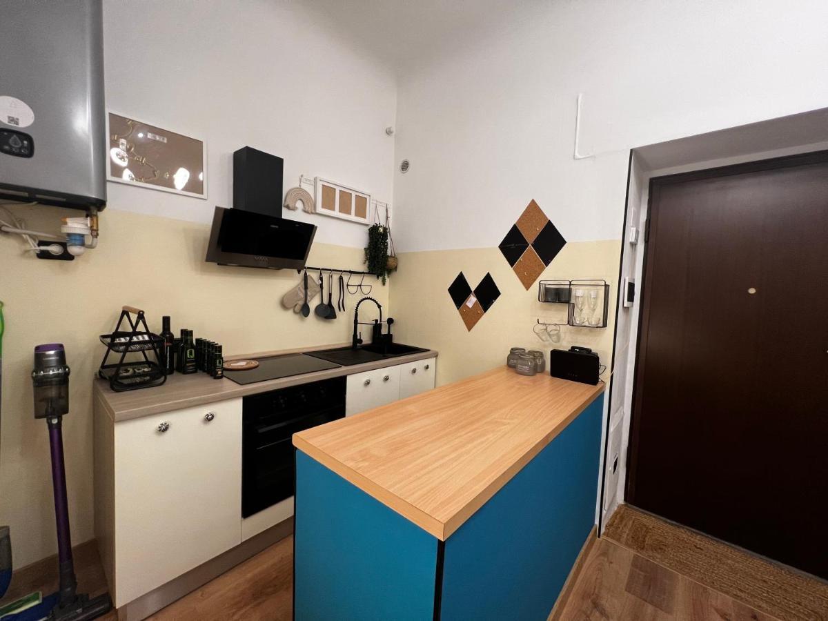 Апартаменты Regina Milano Ai Navigli - Sky Tv, Wifi And Breakfast Box Экстерьер фото