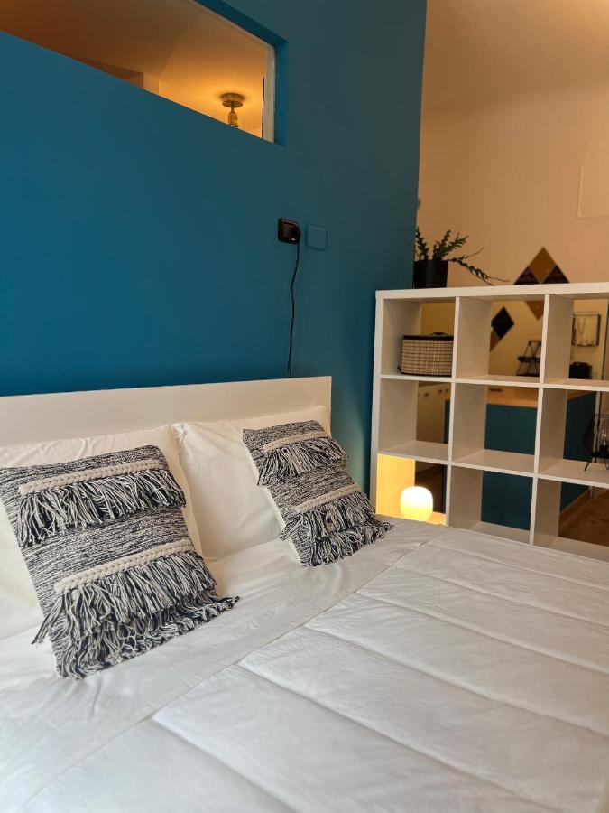 Апартаменты Regina Milano Ai Navigli - Sky Tv, Wifi And Breakfast Box Экстерьер фото